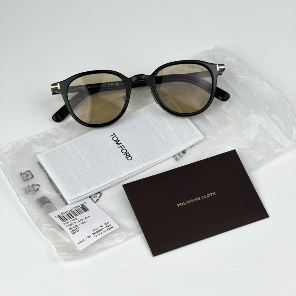 NEW Tom Ford FT0977-D 01A Shiny Black Smoke Round Unisex Sunglasses - Picture 11 of 14
